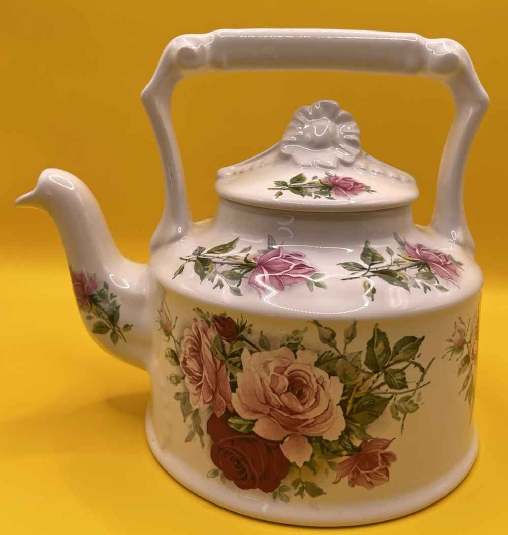 Vintage Made in England Arthur Wood 6304 Teapot with Lid